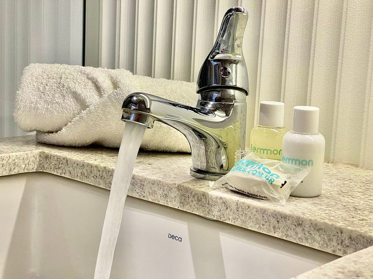 Livin' Resort Home - 703/1