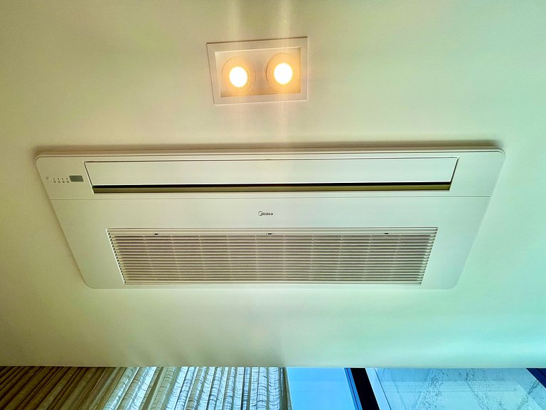 Livin' Resort Home - 703/1