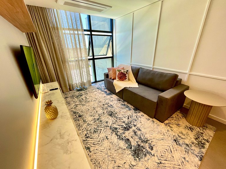 Livin' Resort Home - 703/1