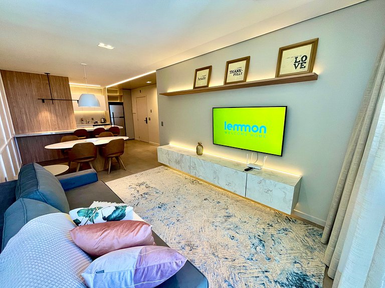 Livin' Resort Home - 703/1