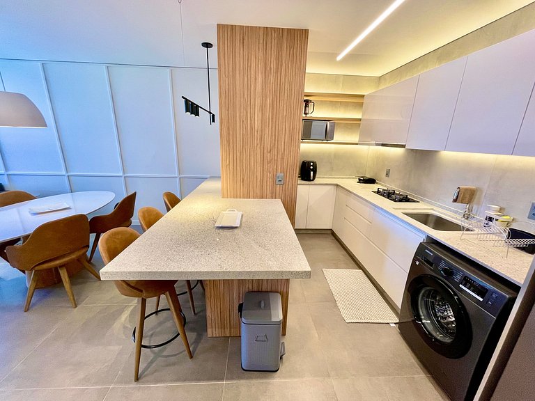 Livin' Resort Home - 703/1