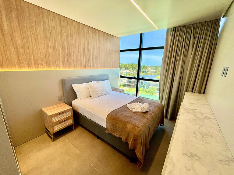 Livin' Resort Home - 703/1