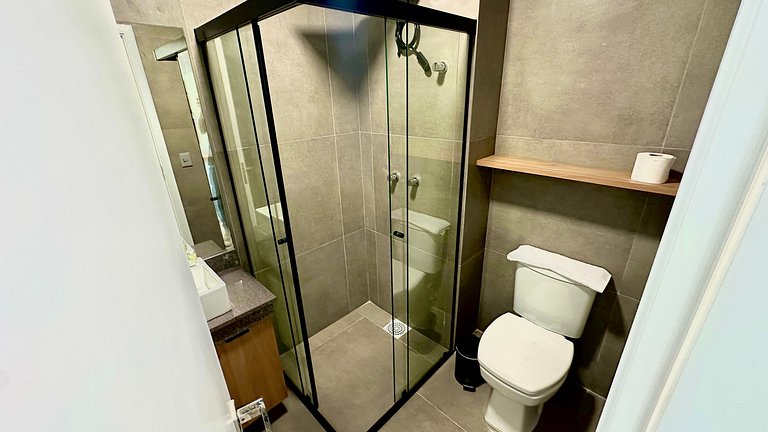 Livin' Resort Home - 408/3