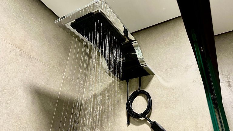 Livin' Resort Home - 408/3