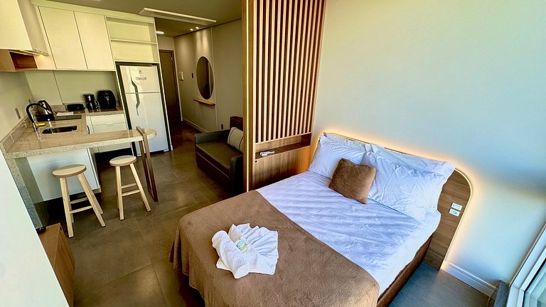 Livin' Resort Home - 408/3