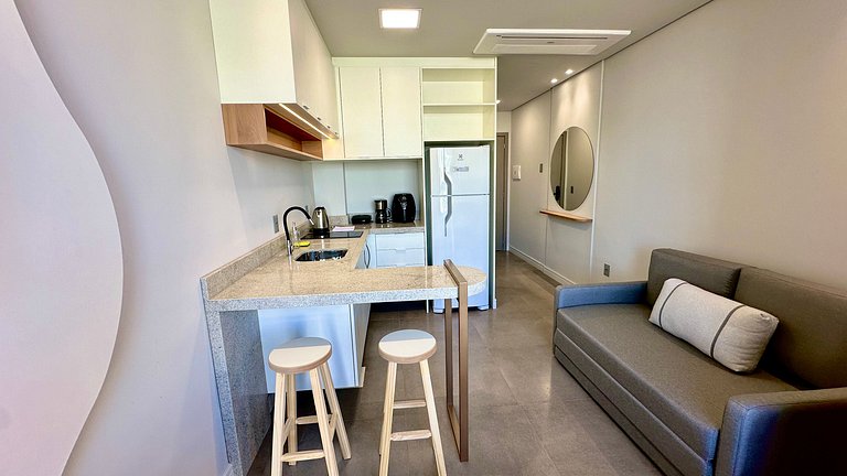 Livin' Resort Home - 408/3