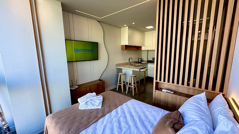 Livin' Resort Home - 408/3