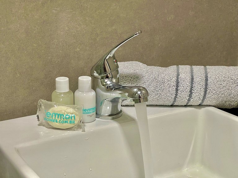 Livin' Resort Home - 502/3