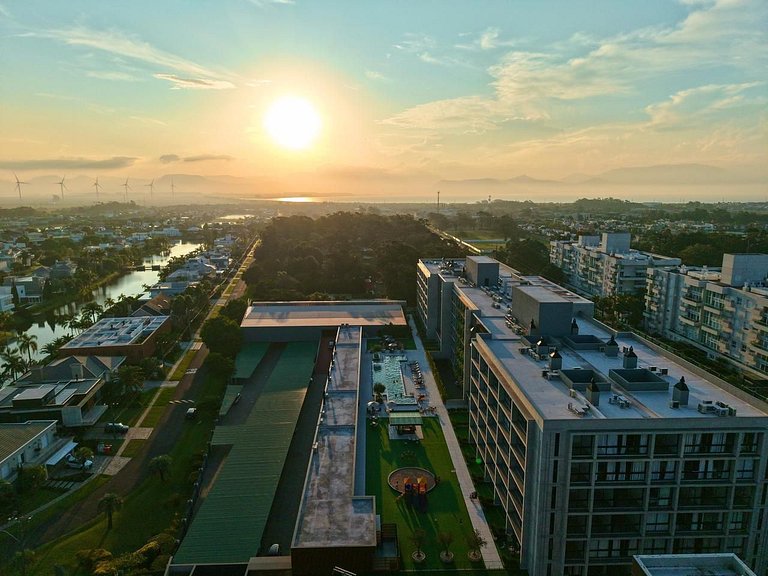 Livin' Resort Home - 408/2