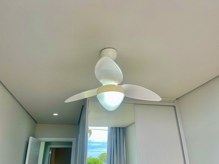 Livin' Resort Home - 408/2