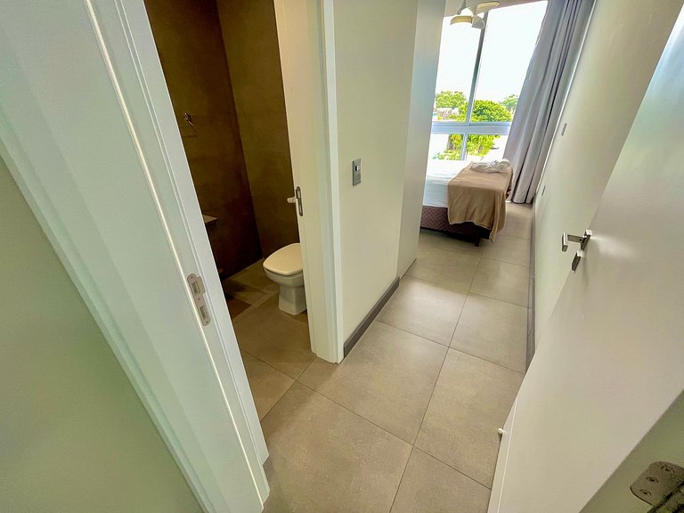 Livin' Resort Home - 408/2