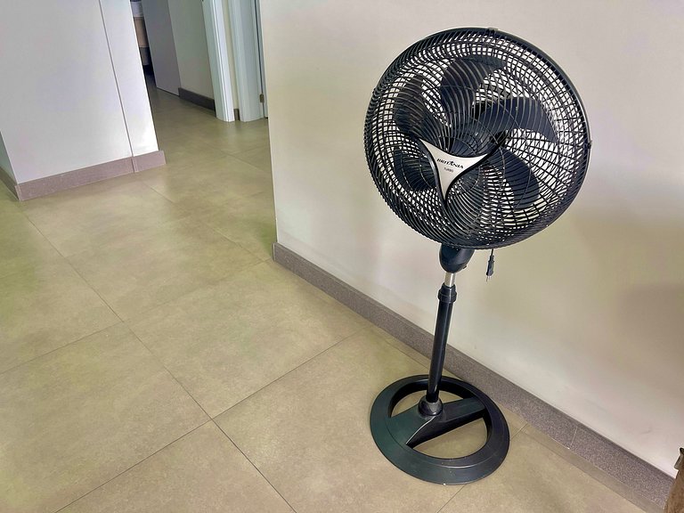 Livin' Resort Home - 408/2