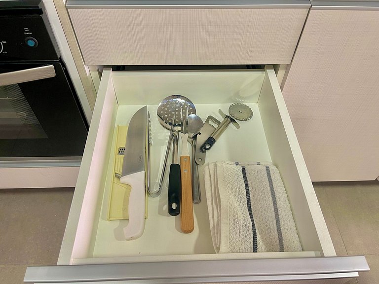 Livin' Resort Home - 408/2