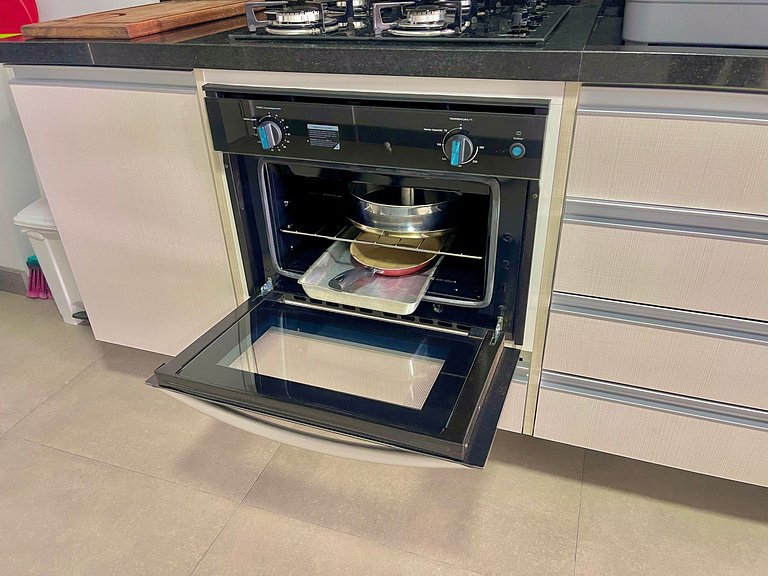 Livin' Resort Home - 408/2