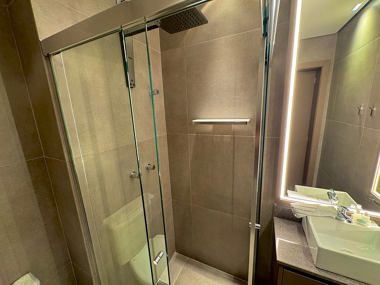 Livin' Resort Home - 602/3