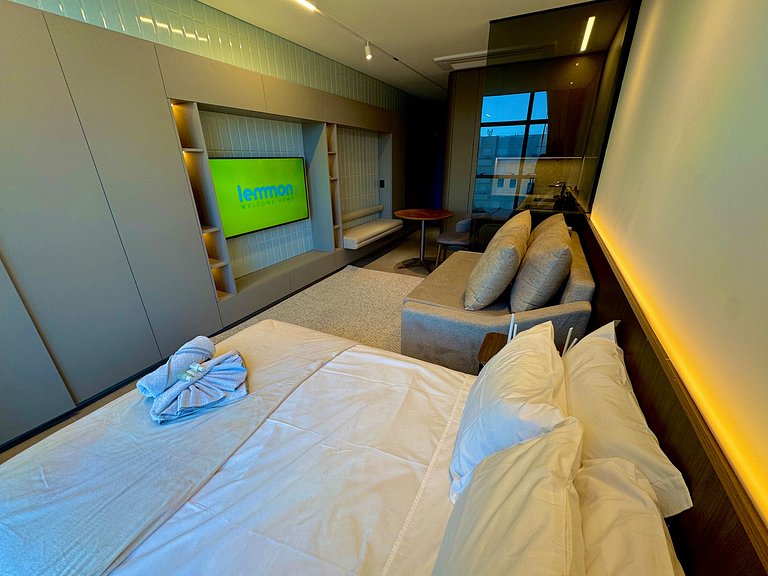 Livin' Resort Home - 602/3