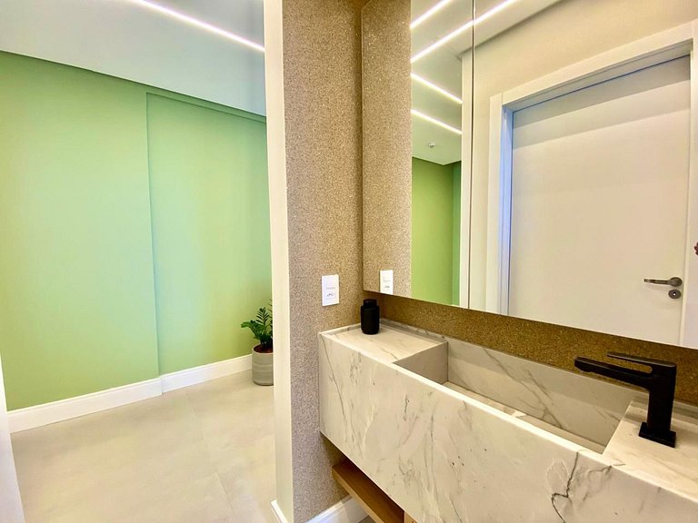 LIV Exclusive Flat 611 a 2 minutos de la Playa de Bombas