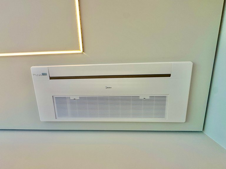 Livin' Resort Home - 502/1