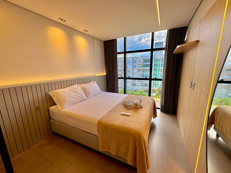 Livin' Resort Home - 502/1