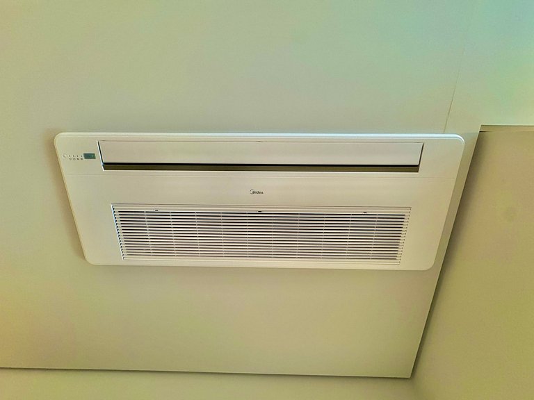 Livin' Resort Home - 502/1