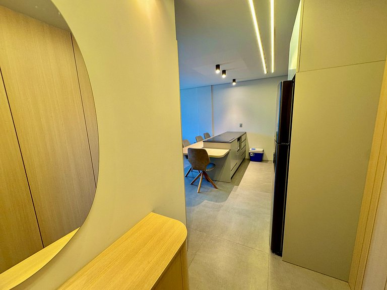 Livin' Resort Home - 502/1