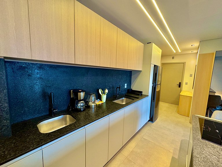 Livin' Resort Home - 502/1