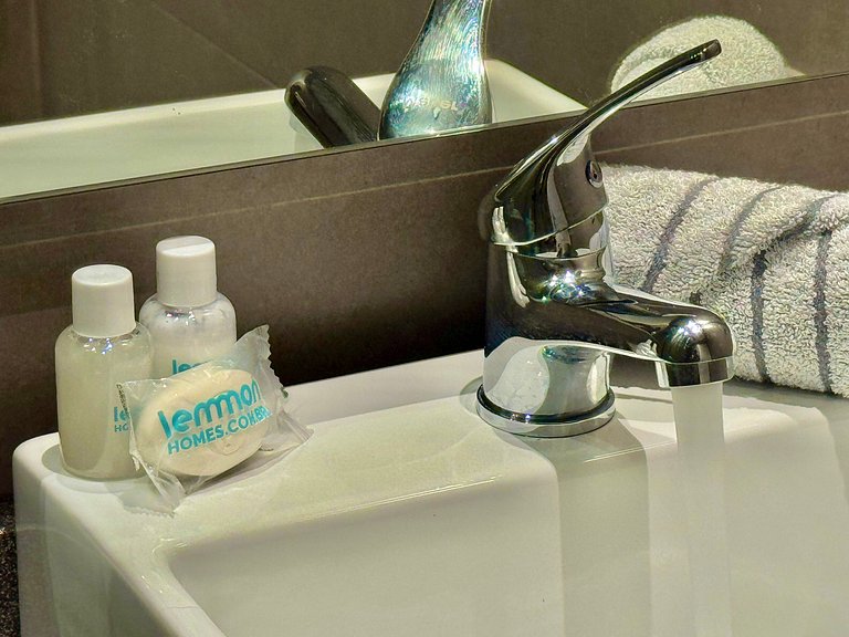 Livin' Resort Home - 502/1