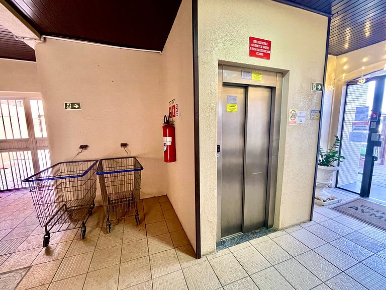 Aymoré 321 com Varanda e Vista Mar – Centro Capão