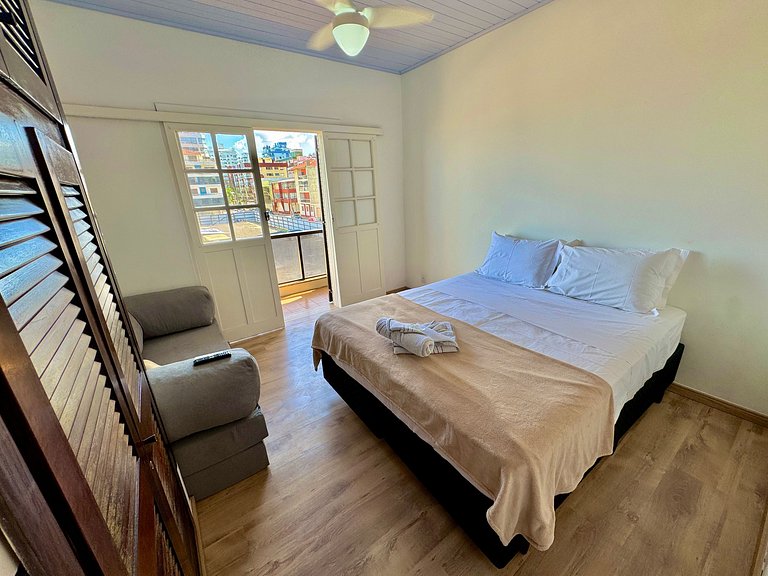 Aymoré 321 com Varanda e Vista Mar – Centro Capão