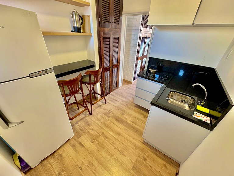 Aymoré 321 com Varanda e Vista Mar – Centro Capão