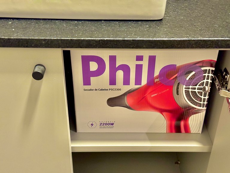 Livin' Resort Home - 402/2