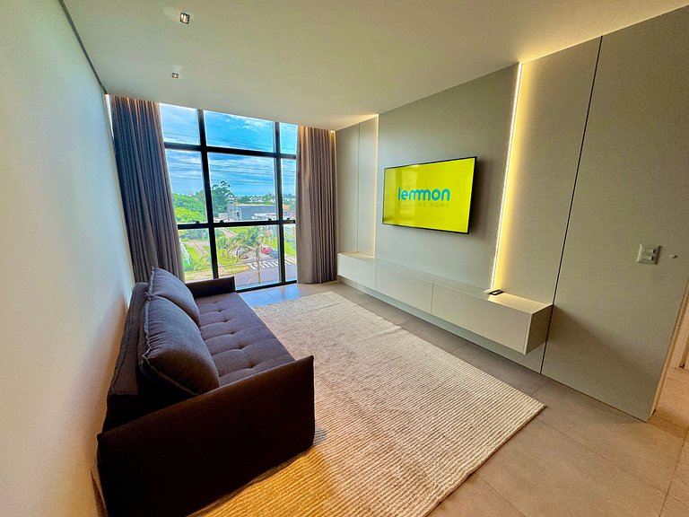 Livin' Resort Home - 402/2