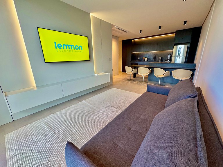 Livin' Resort Home - 402/2