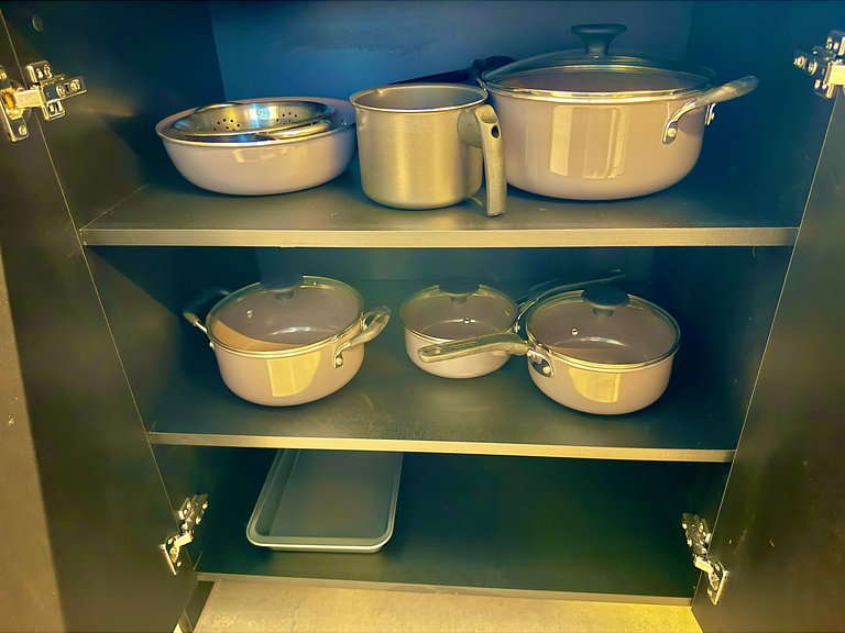 Livin' Resort Home - 402/2