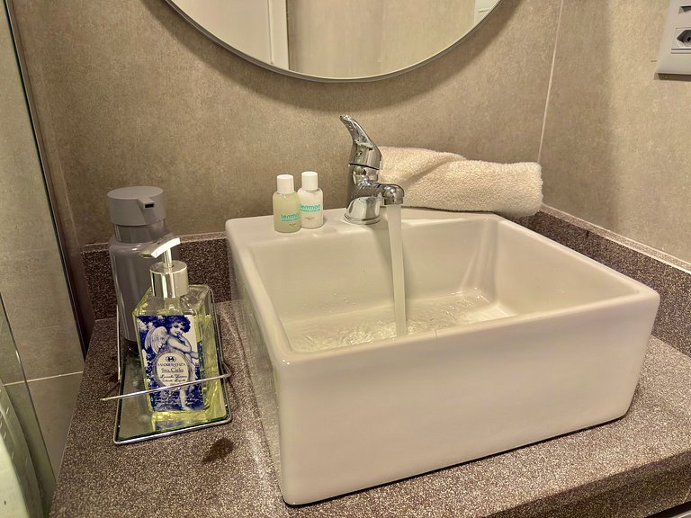 Livin' Resort Home - 303/3