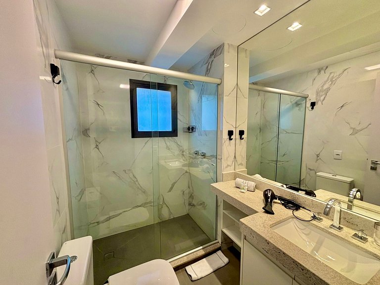 LIV - Apartment 1007