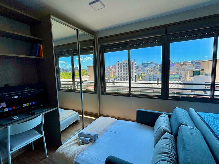 Loft JP 1117, in front of Redenção Park