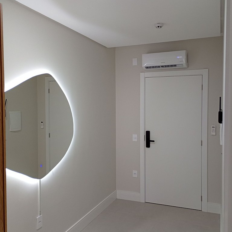 LIV Exclusive Flat 507– a 2 min da Praia de Bombas