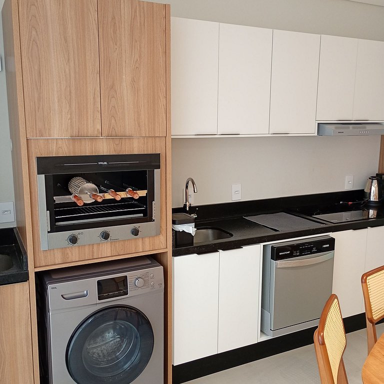 LIV Exclusive Flat 507– 2 minutes from Bombas Beach