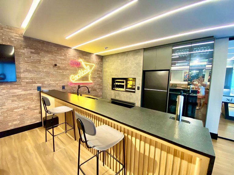 LIV Exclusive Flat 410– a 2 min da Praia de Bombas