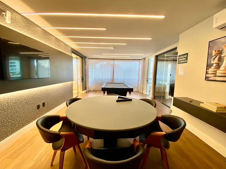 LIV Exclusive Flat 410– a 2 min da Praia de Bombas