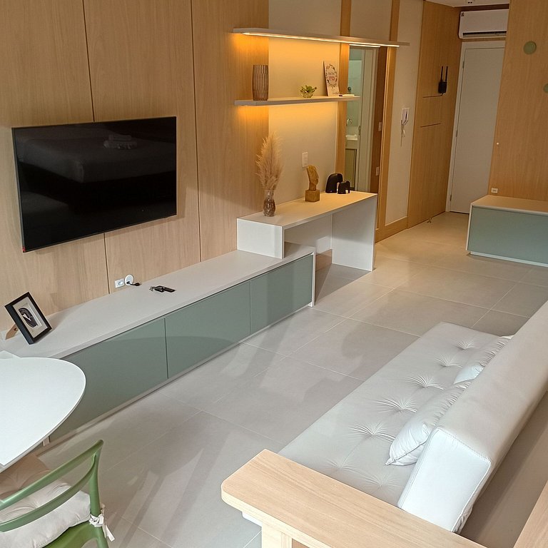 LIV Exclusive Flat 410– a 2 min da Praia de Bombas