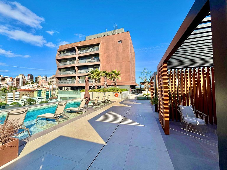 Skyline 721 - Cozy and Complete