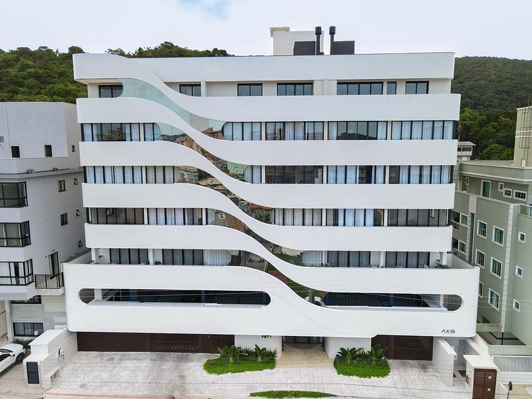 LIV Exclusive Flat 706 – a 2 min da Praia de Bombas