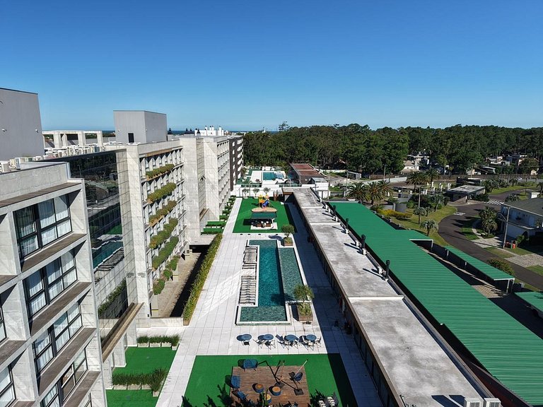 Livin' Resort Home - 724/3